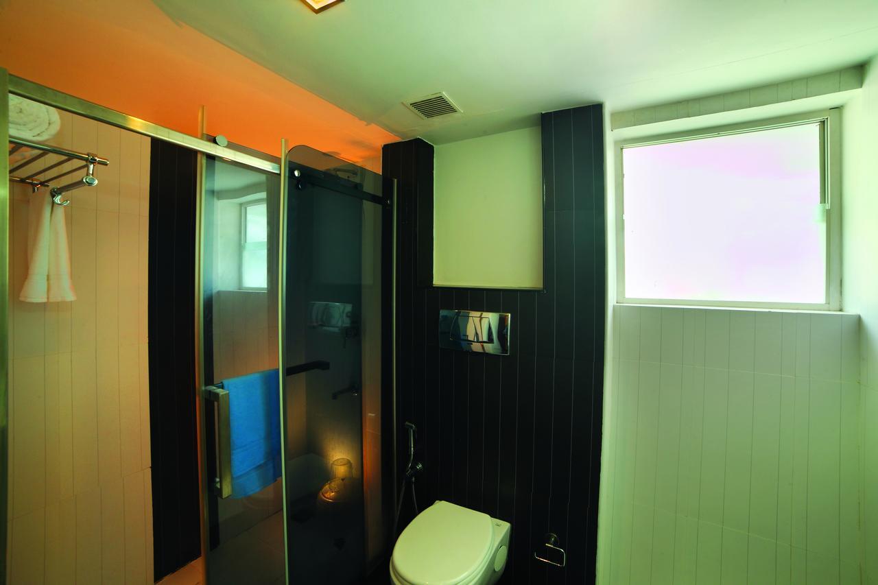 קולאם Hotel Zodiac Regency מראה חיצוני תמונה